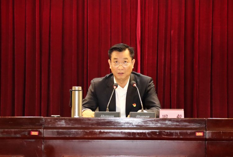 1682328940113317.jpg 图:田毅书记特写.jpg