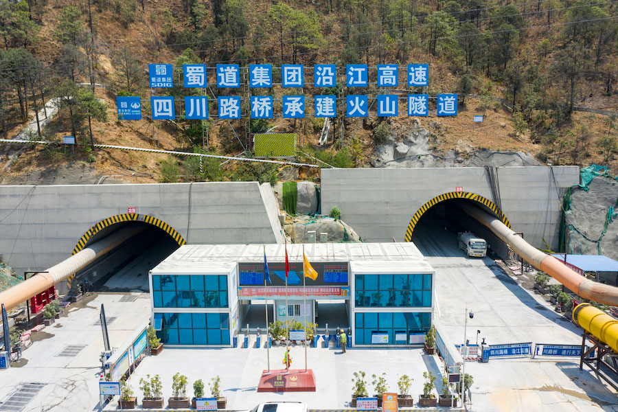 1685068601621824.jpg 22.jpg