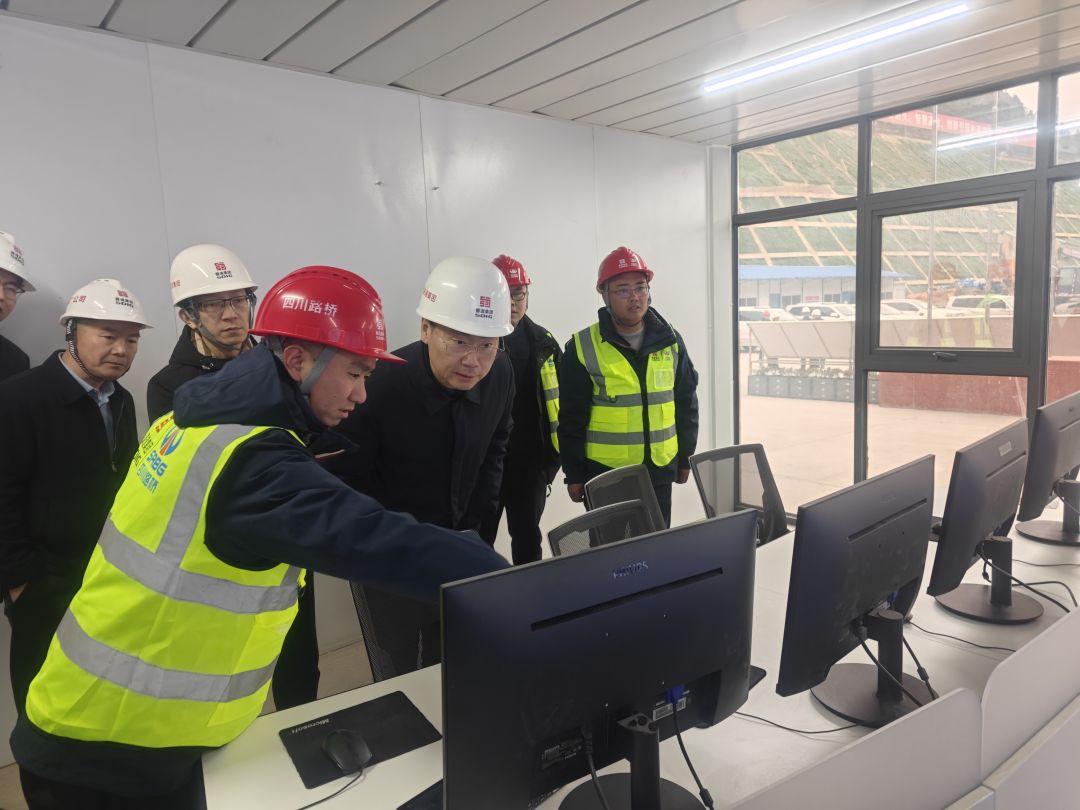 1708910226323507.jpg 4.jpg